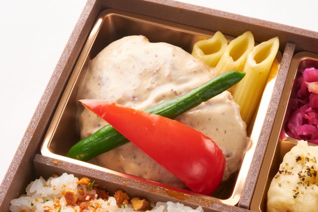 洋食亭 Silver spoon（福岡店）-ハンバーグステーキ・濃厚ポルチーニ茸のクリームソース