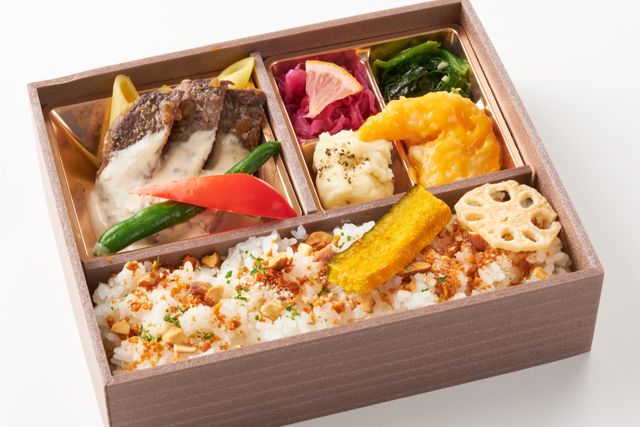 洋食亭 Silver spoon（福岡店）-牛カットステーキ・濃厚ポルチーニ茸のクリームソース