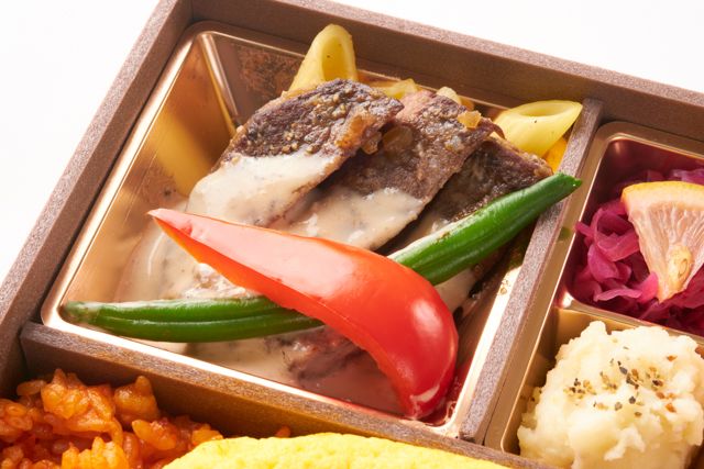 洋食亭 Silver spoon（福岡店）-完熟トマトのオムライス ＆ ポルチーニ牛ステーキ