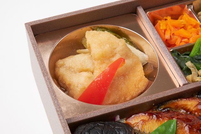 鮨・割烹 華やぎ（東京店）-鶏そぼろと海老の華ちらし御膳～特製南蛮漬け～