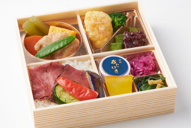創作和食 神田 あじいき（東京店）-ローストビーフ丼（柚子胡椒マヨだれ）～鶏肉の塩麹焼き～