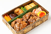 浅草天柳-A5黒毛和牛焼肉＆すき焼き弁当