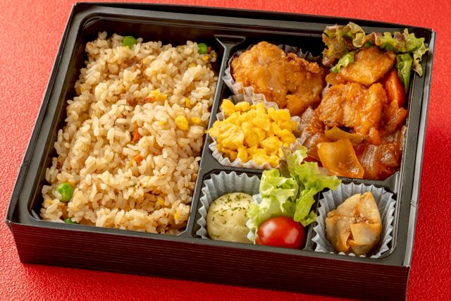 芦屋 麒麟堂-甘酢の極み酢豚と本格炒飯弁当