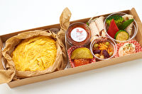淡路町カフェ カプチェット・ロッソ-ミートソースオムライスBOX