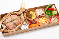淡路町カフェ カプチェット・ロッソ-ローストビーフBOX