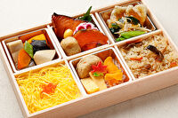 桂-【秋限定】鮭の柚庵焼きとカレイとキノコのおろし餡かけ御膳［秋4］