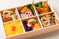 桂-【冬限定】牛すき焼きとフグの唐揚げ厳選ぶりの照り焼き彩り御膳【冬5】