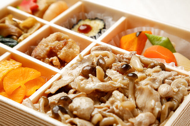桂-【秋限定】厳選豚肉としめじの旨味御膳［秋6］
