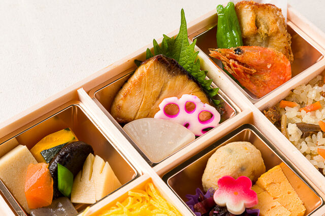 桂-【冬限定】ふぐ唐揚げと厳選ぶりの照り焼き彩り御膳【冬4】