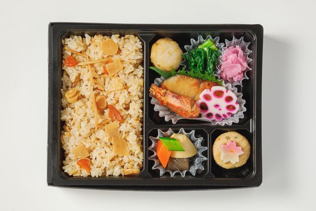 桂-【春限定】さわらの柚庵焼きと筍ご飯弁当