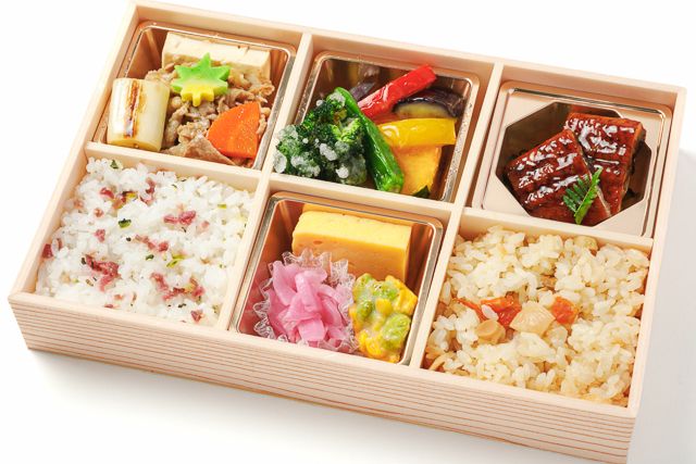 【夏季限定】特選 うざくと牛すき焼きの夏懐石御膳