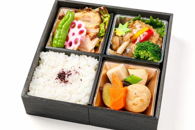 桂-ハラール鶏の照り焼きと和風ハンバーグ弁当