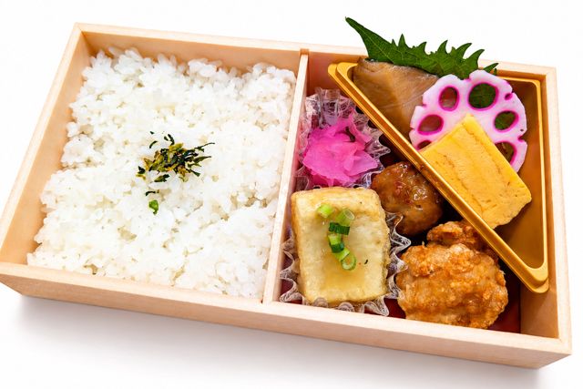 桂-【熨斗対応可】銀ひらす塩麹焼きと和惣菜弁当