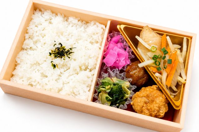 桂-【熨斗対応可】かれいの揚げ出しと和惣菜弁当