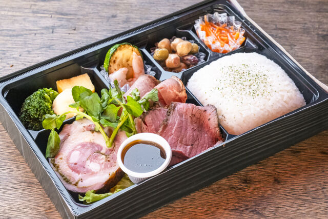 B.B.Q KIMURA Steak＆Grill-【冬季限定】香草ポルケッタとローストビーフとローストポーク