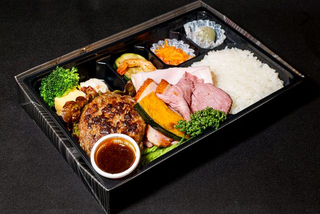 【期間限定価格】和牛ハンバーグ＆ローストポーク＆牛ハラミステーキ＆自家製合鴨パストラミBBQの商品写真
