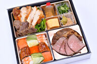 紅まる BENIMARU-日本銘柄牛2種類を一度で食べられる肉まぶし弁当【宮崎牛・近江牛】 白