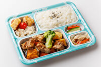 美味食堂-牛バラ肉と野菜の醤油うま煮込み弁当