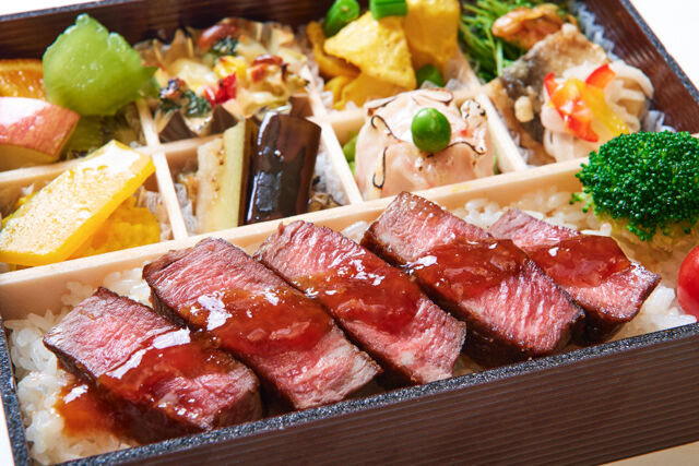 RISTORANTE BINGO-牛ヒレステーキBOX