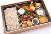 ビストロやまなか-選べるごはんのひとくちステーキ弁当