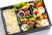 ビストロやまなか-【春夏限定】牛ステーキとグリルチキンの彩り洋食御膳