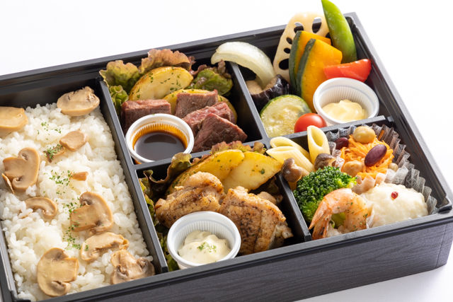 ビストロやまなか-【秋冬限定】牛ステーキとグリルチキンの彩り洋食御膳