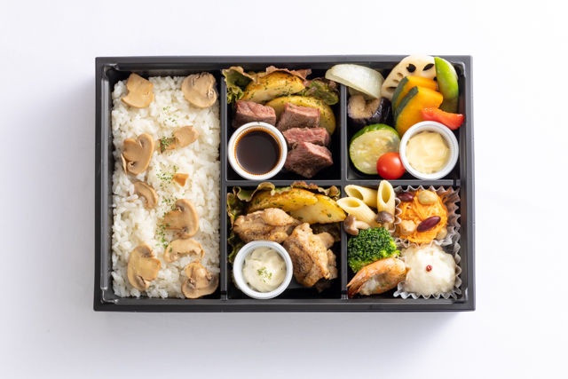 ビストロやまなか-【秋冬限定】牛ステーキとグリルチキンの彩り洋食御膳