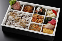 ビストロエンドウデリバリー-十八穀米！彩菜ヘルシー日替り弁当
