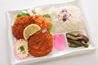 ボブズ キッチン-カニクリームコロッケ弁当 ～自家製タルタル添え～