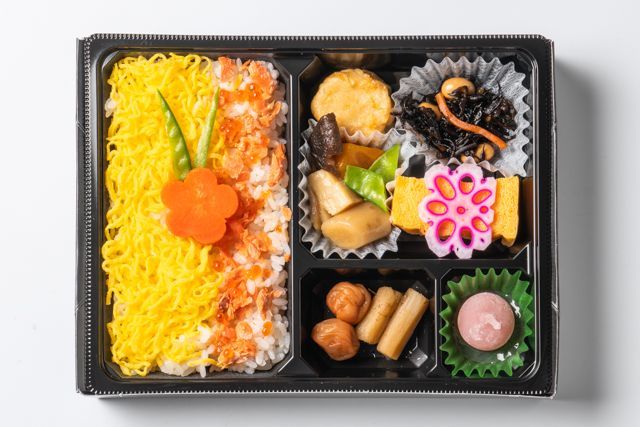 カジュアル割烹 八寸-【秋限定】旬八寸彩御膳～北海秋鮭いくら飯～