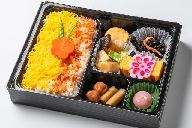 カジュアル割烹 八寸-【秋限定】旬八寸彩御膳～北海秋鮭いくら飯～