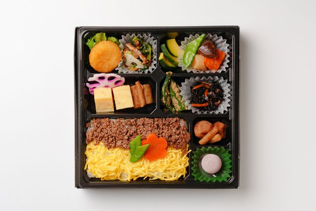 カジュアル割烹 八寸-八寸彩り御膳～和牛そぼろ～