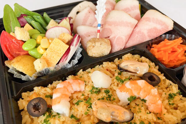 南フランス料理「シェ・フジノ」-ローストポークとプロヴァンス風海の幸ご飯