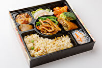 珍味楼-青椒肉絲と白身魚チリソース弁当