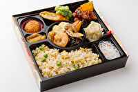 珍味楼-八宝菜と黒酢酢豚弁当