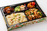 珍味楼-黒酢酢豚と鶏肉カシューナッツ弁当