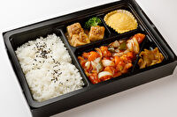 中国料理 安里-【熨斗対応可】程よい酸味とまろやかな甘味のジューシー酢豚弁当