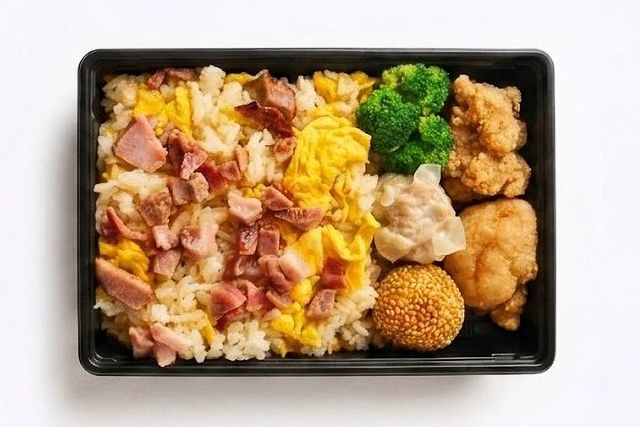 【熨斗対応可】ゴロっとチャーシュー炒飯弁当