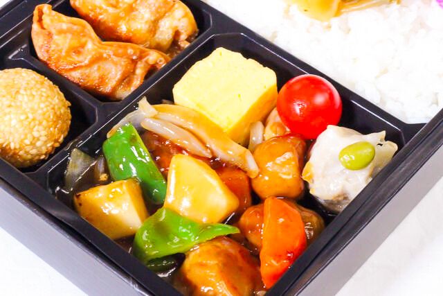 中華飯店 豚花火-【中華飯店 豚花火】鶏の甘酢あん定食弁当
