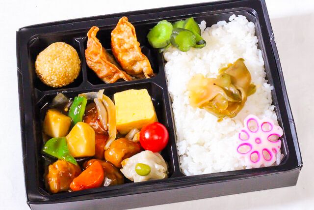 【中華飯店 豚花火】鶏の甘酢あん定食弁当