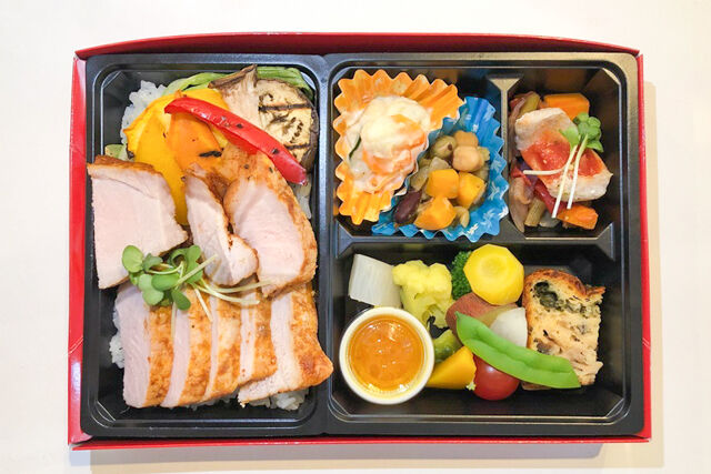 COUVERCLE-タンドリー風ローストポーク弁当