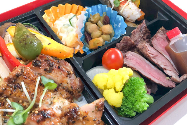 COUVERCLE-牛サガリステーキ＆バジルの利いたチキンソテー弁当