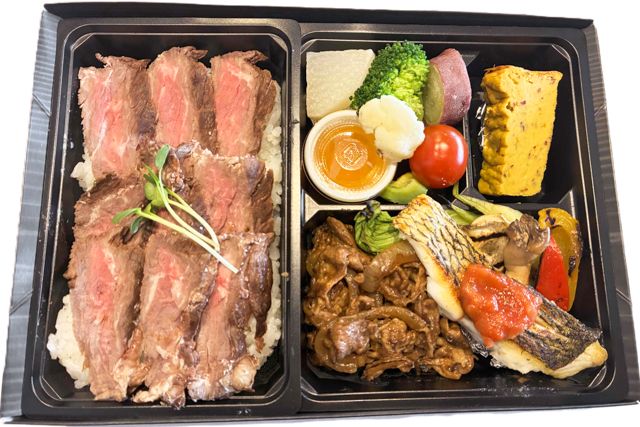 COUVERCLE-牛ハラミ、ハッシュドビーフと白身魚のポワレお肉とお魚のランチボックス