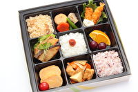 ダイニング かすがい-3種ご飯の幕の内 ～えびフライ＆鮭西京焼き～