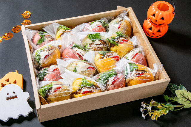 De'Lica' tessen -craft style--【ハロウィン限定】自家製「お野菜バンズ」のミニバーガー
