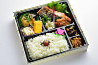 デリシャスサウザント-特製鮭塩焼き弁当