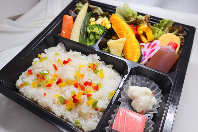 Demi's farm-10種野菜の彩り弁当