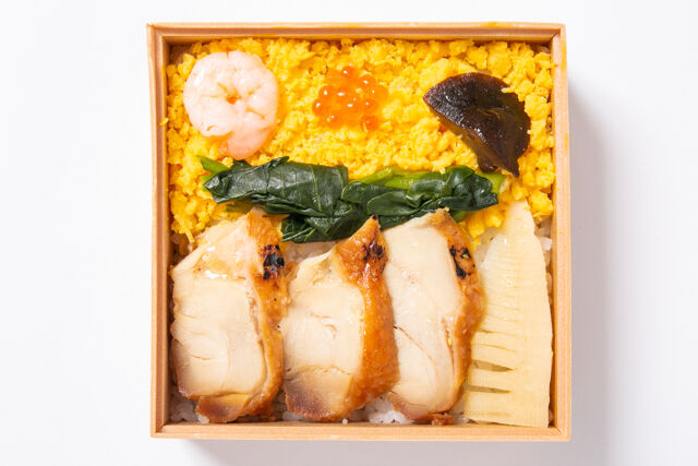 【熨斗対応可】五目ちらし寿司と彩り9升の二段弁当