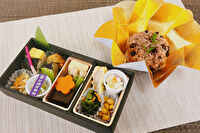 新橋演舞場　演舞場の台所-【熨斗対応可】劇場幕の内～祝い花車～