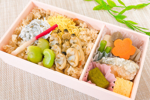 【熨斗対応可】初夏限定（5月・6月）煮あさりとしらすの炊込み五目御飯弁当